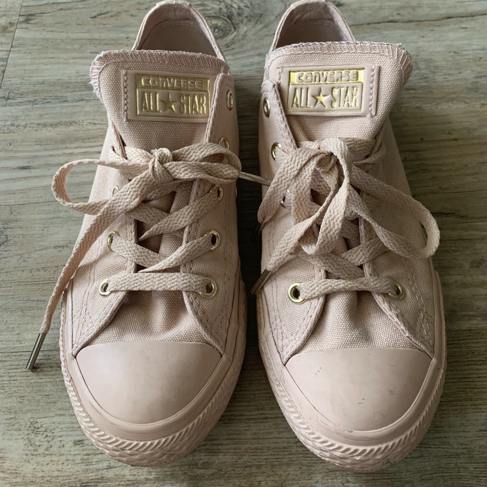 Converse - Kids size 3 (fits 5.5/6 Women’s)